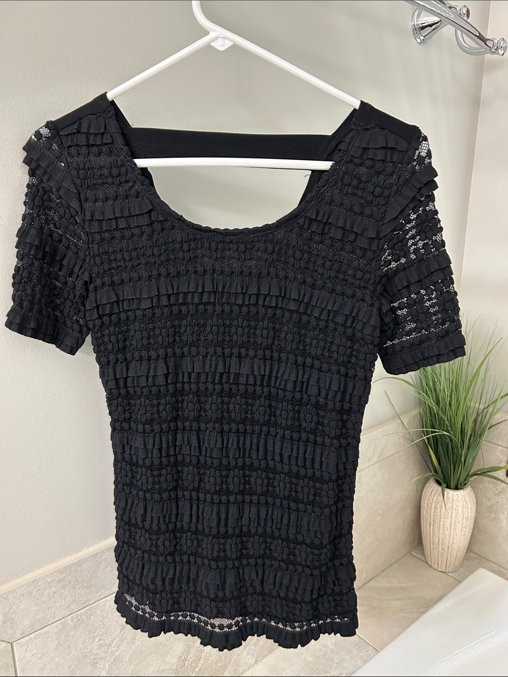 Women's Black Textured Short Sleeve Top